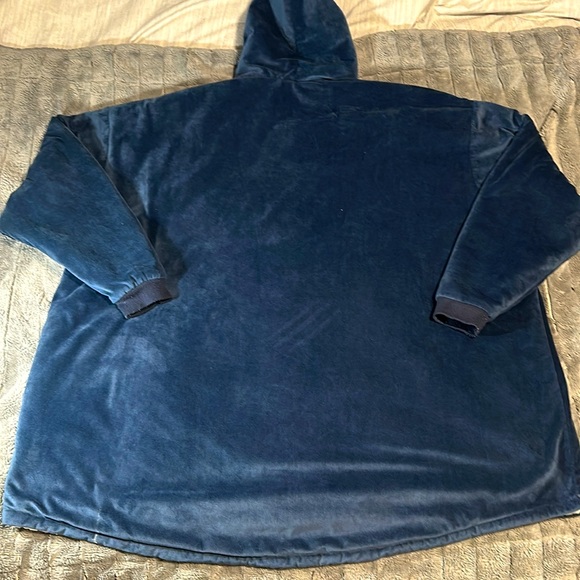 The Comfy Pullover Blanket Hoodie - Picture 2 of 5